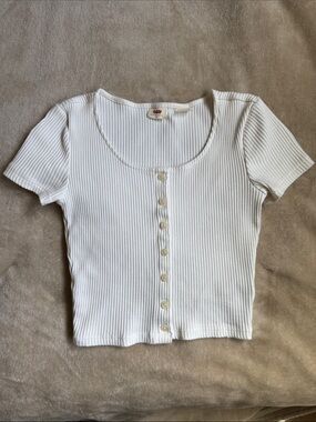 Levi’s Ribbed Scoop Neck Button-Front Crop Top - White/cream